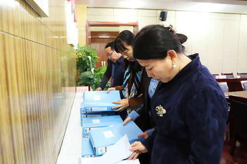 西安翻譯學(xué)院省級(jí)心理健康示范中心通過(guò)評(píng)估驗(yàn)收，譜寫(xiě)育人新篇章